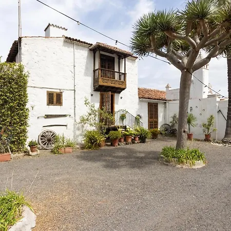 Zarate Apartment *