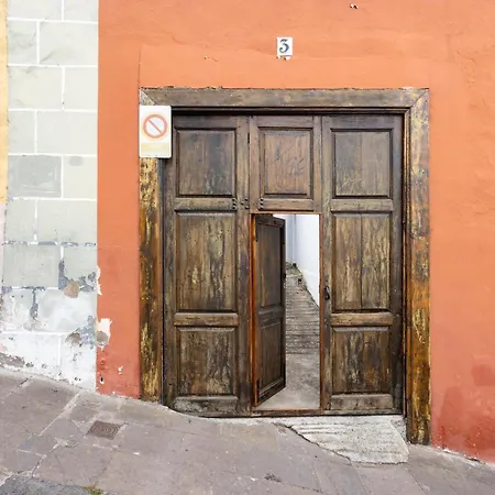 Zarate Apartment