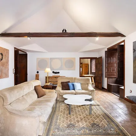 Zarate Apartment